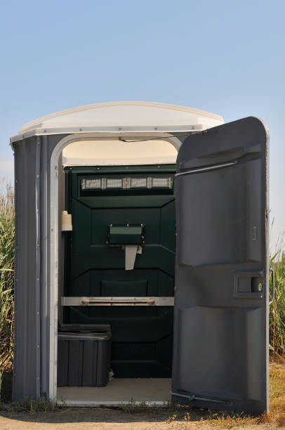 Best Porta potty rental near me  in Frankston, TX